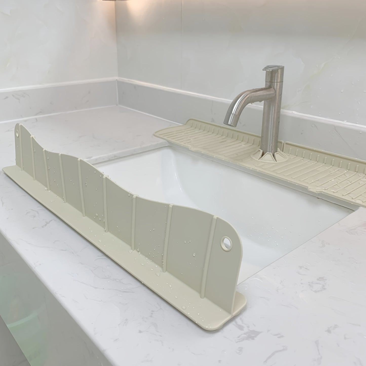 1pc Silicone Splash Guard - Sink Faucet Mat for Protecting Countertop and Dishes with Dish Drying Function