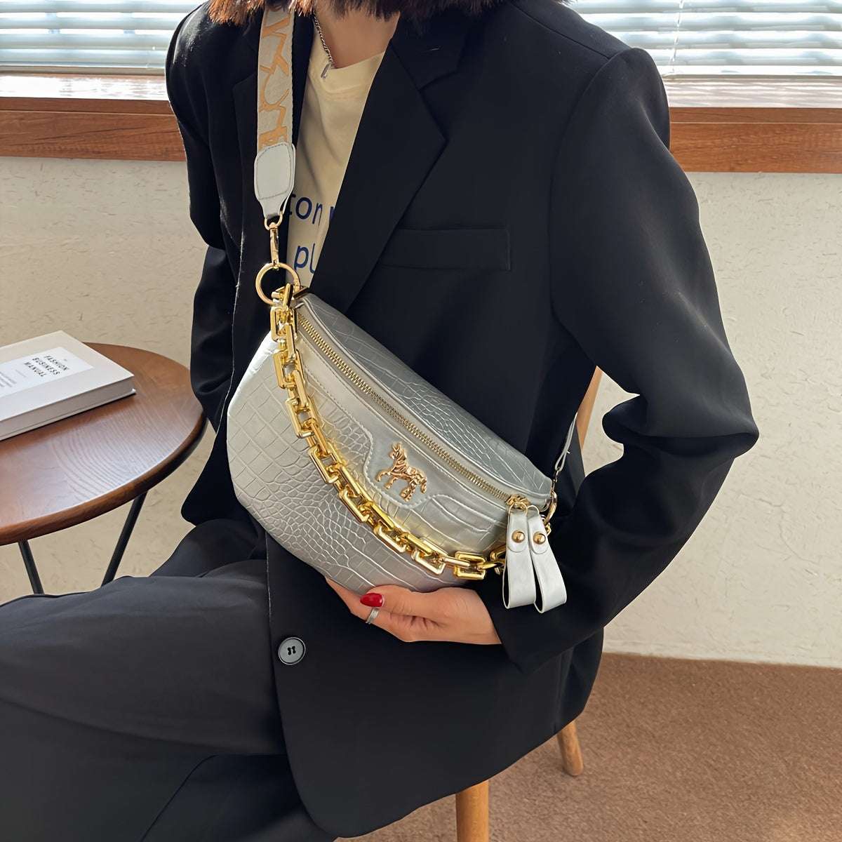 Crocodile Print Faux Leather Fanny Pack - Fashion-Forward Waist Bag for Travel, Sports & Style - Stylish Chain Accent, Durable Bum Bag for Hands-Free Convenience