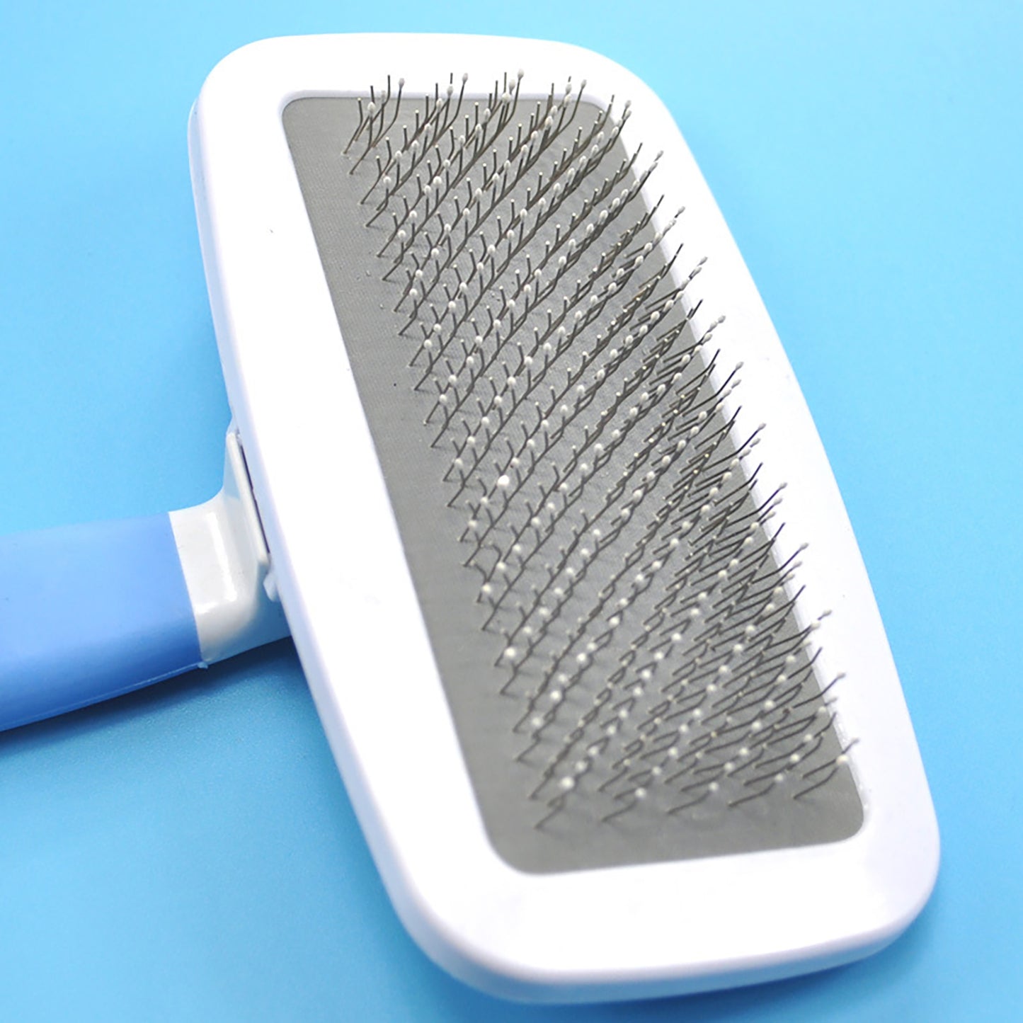 Keep Your Dog's Coat Clean & Tangle-Free with Our Pet Cleaning & Hair Removal Combs