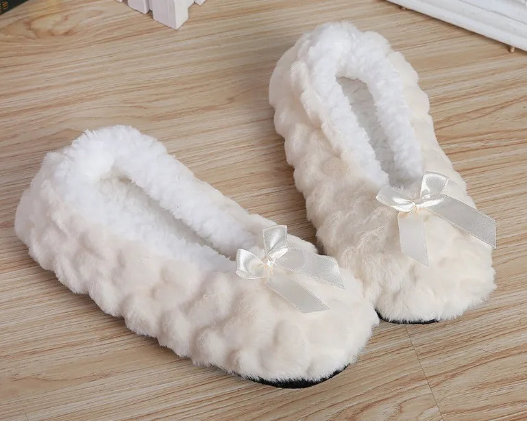 Mntrerm New Cute 2023 Indoor Home Slippers Warm Soft Plush Slippers Non-slip Indoor Fur Slippers Solid Color Cute Women Shoes