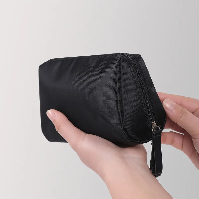 1PC Portable Women Makeup Bag Cosmetic Bag Coin Pouch Storage Bag Mini Lipstick Bag Small Bag Toiletry Bag Organizer Case