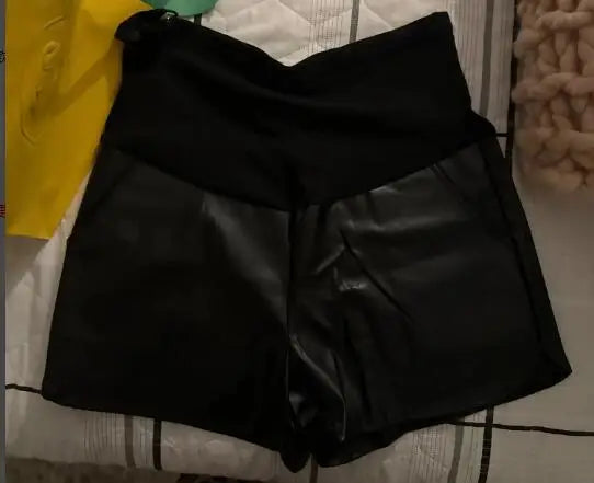 Cotton's Belly Patchwork PU Leather Shorts For Pregnant Women Fashionable Wide-legged Short Pants Maternity Side Split Trousers
