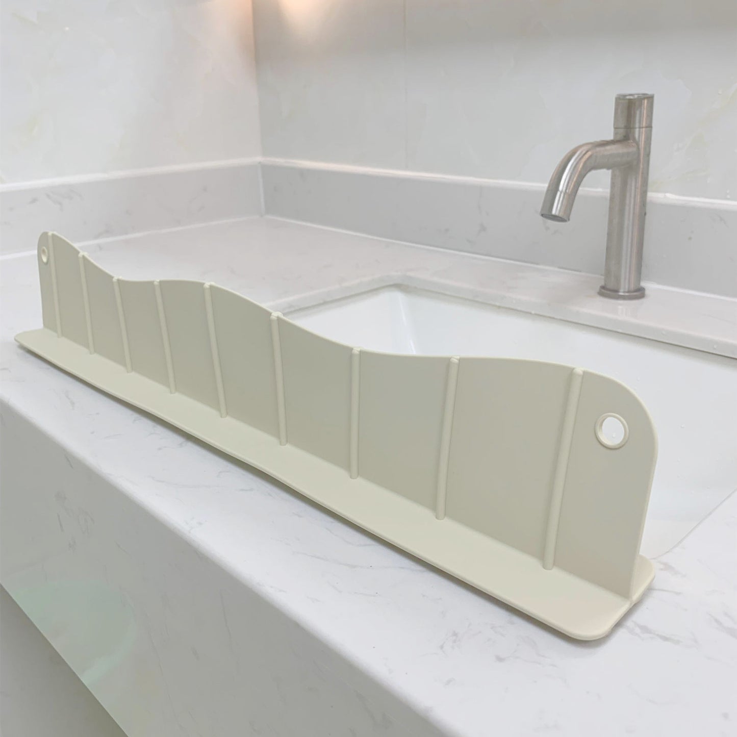 1pc Silicone Splash Guard - Sink Faucet Mat for Protecting Countertop and Dishes with Dish Drying Function
