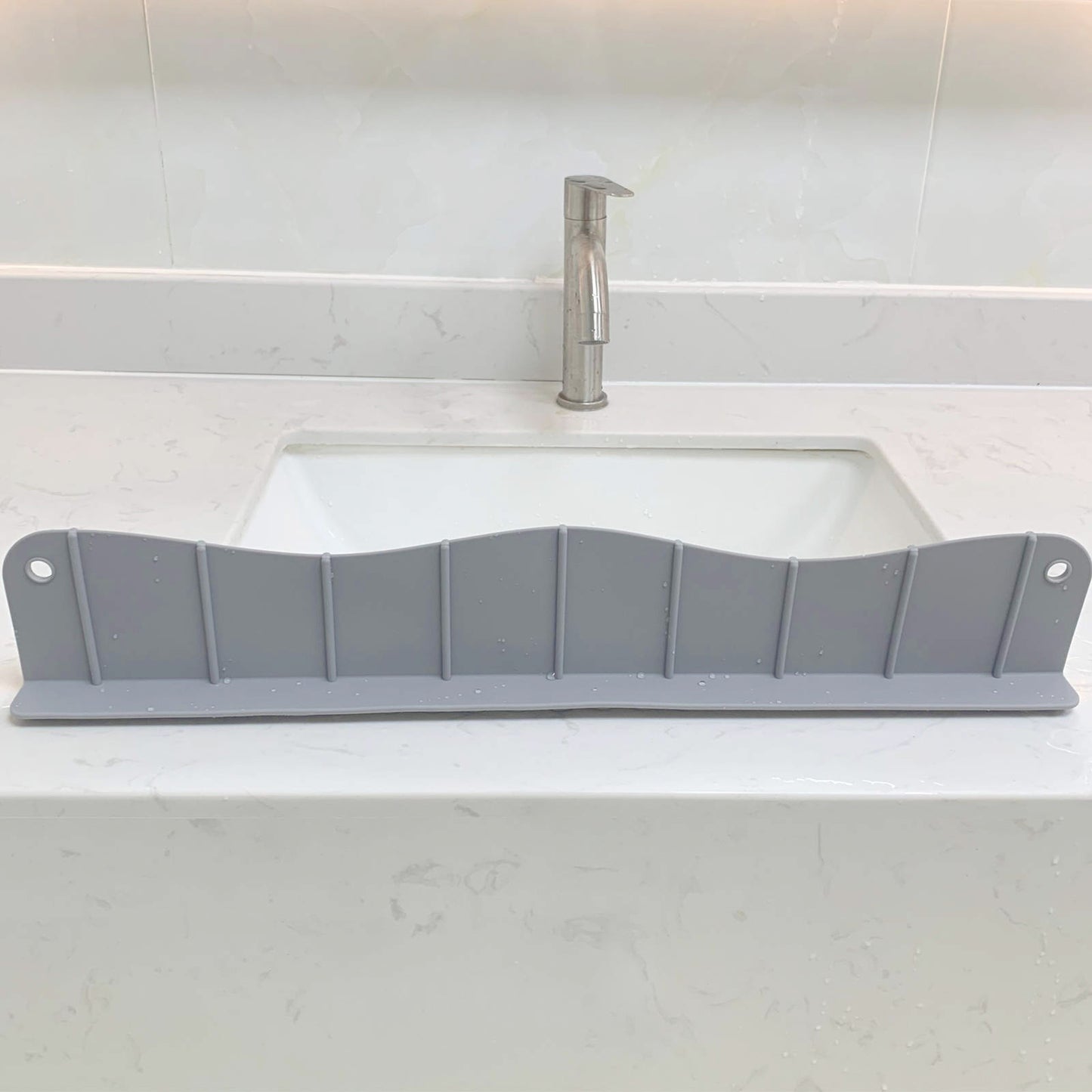 1pc Silicone Splash Guard - Sink Faucet Mat for Protecting Countertop and Dishes with Dish Drying Function
