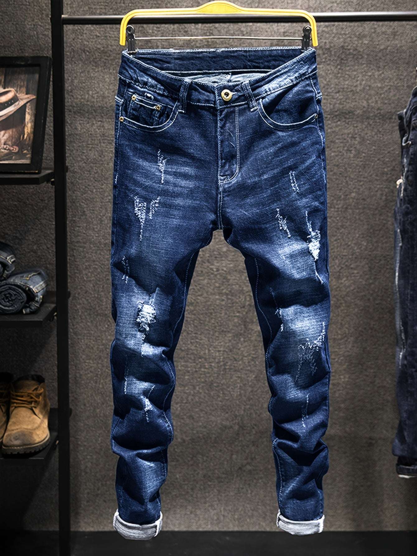 Four-Season Wear Men's Fashion Ripped Jeans - Distressed Regular Fit Denim Pants with Comfortable Stretch Fabric for Everyday Wear - Classic Style with Artistic Destruction